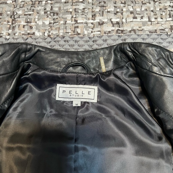 Women’s Leather Jacket - Picture 4 of 4